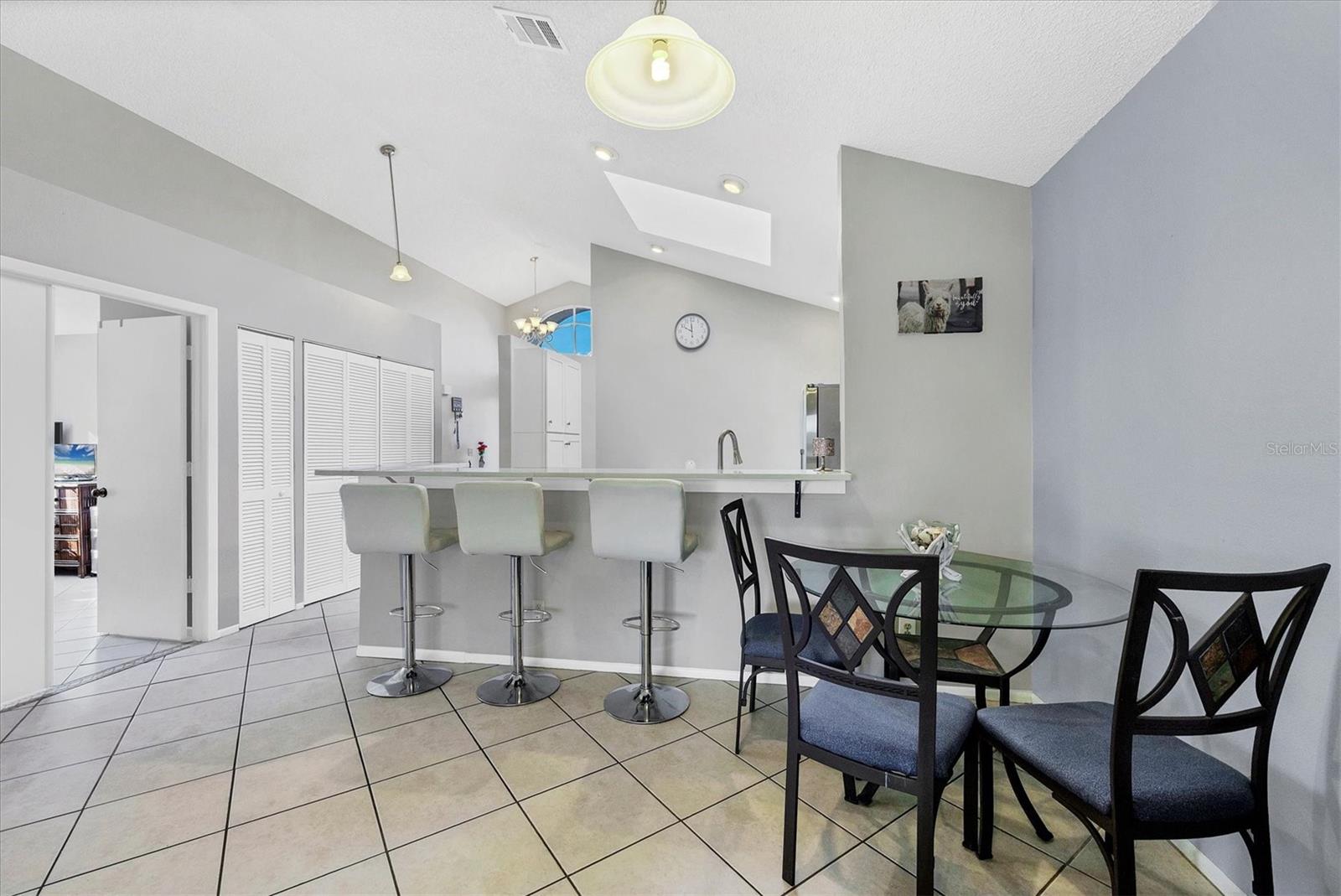 Image 11 of 38 For 4003 39th Street W