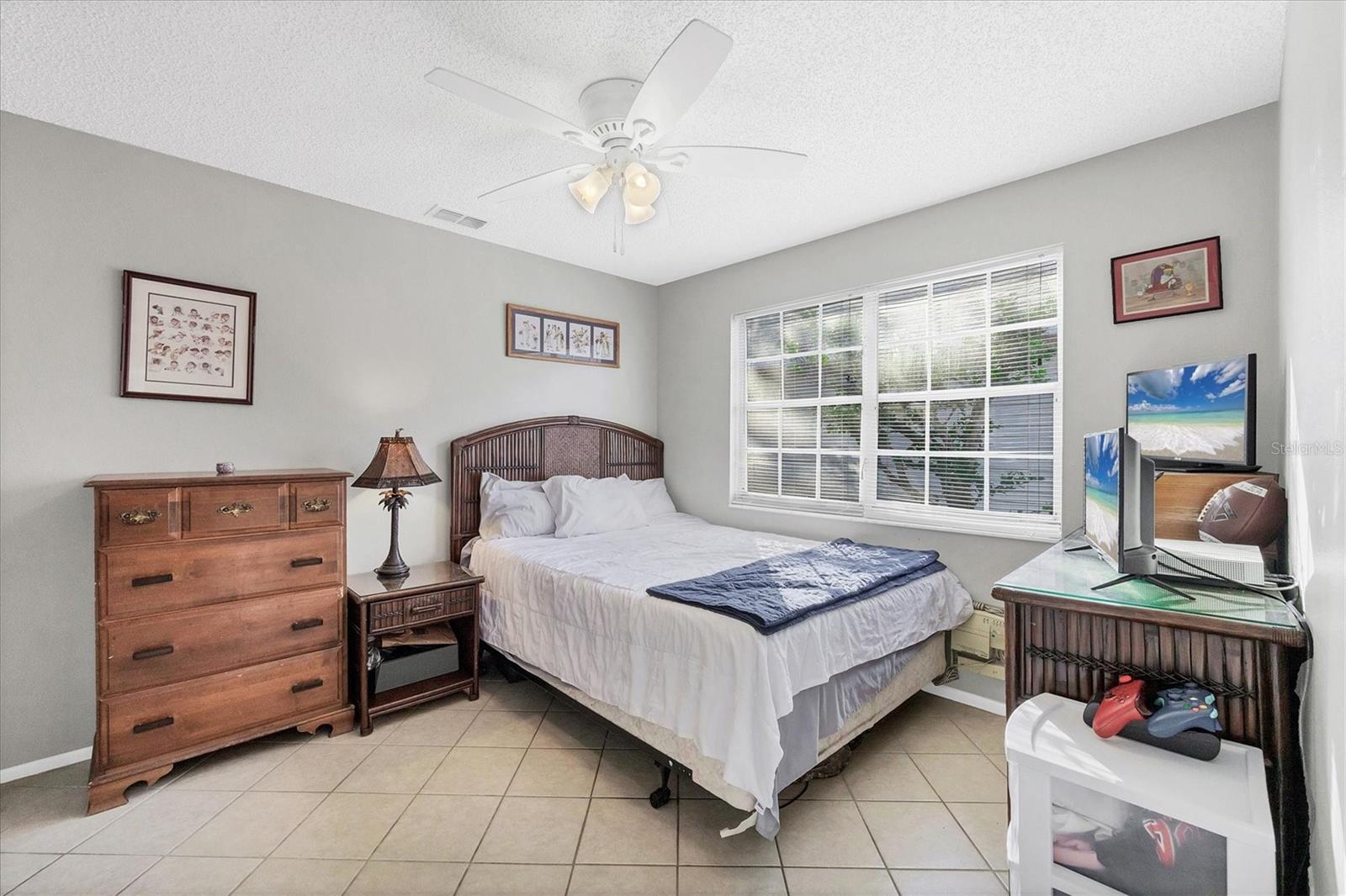 Image 17 of 38 For 4003 39th Street W