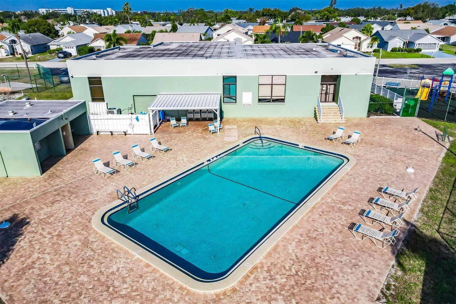 Image 36 of 38 For 4003 39th Street W