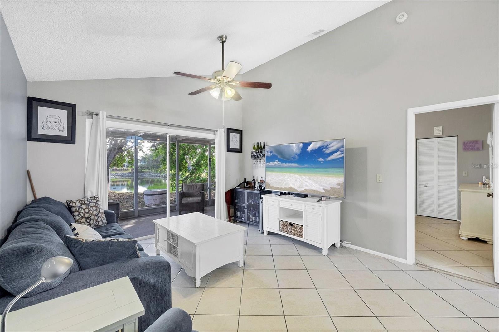 Image 8 of 38 For 4003 39th Street W