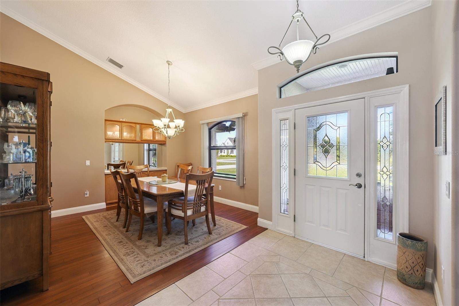 Image 3 of 34 For 2002 Palm View Road