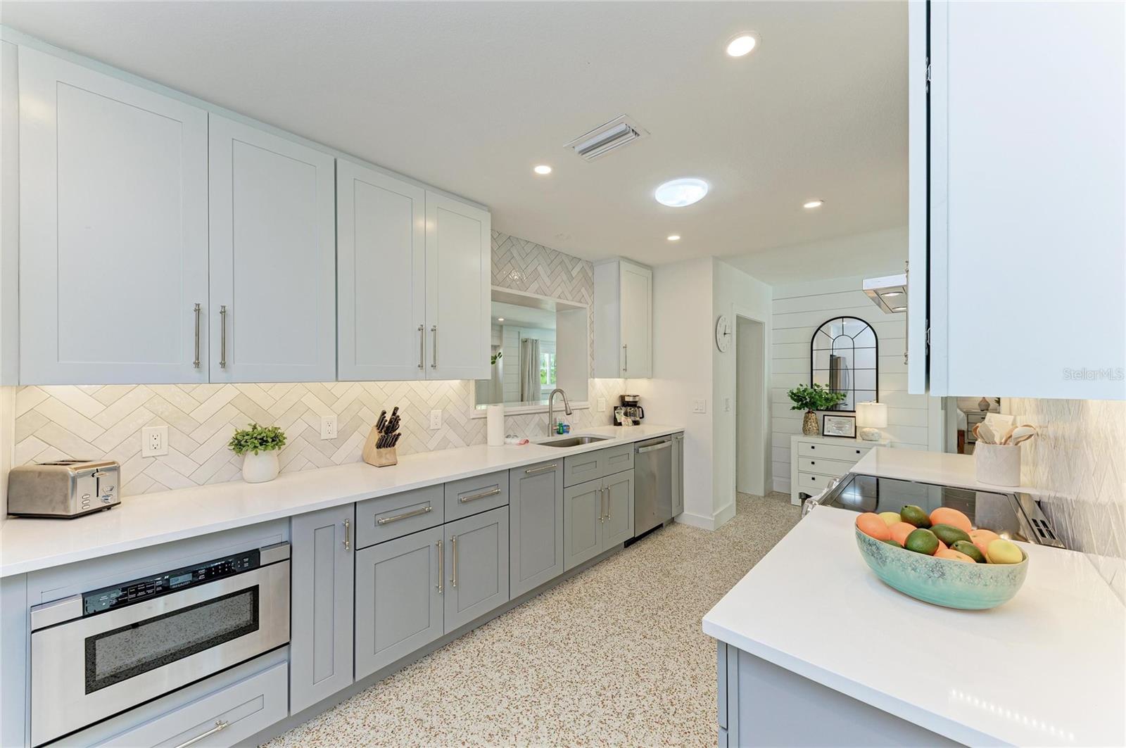 Image 41 of 69 For 115 Los Cedros Drive