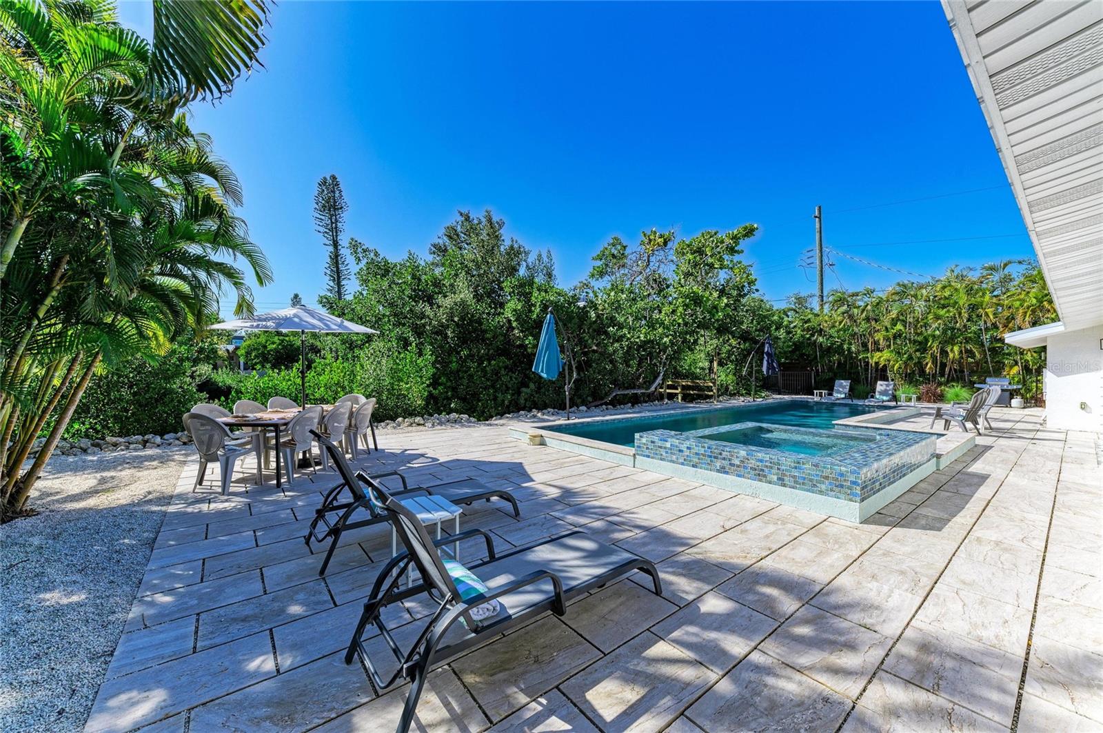 Image 8 of 69 For 115 Los Cedros Drive