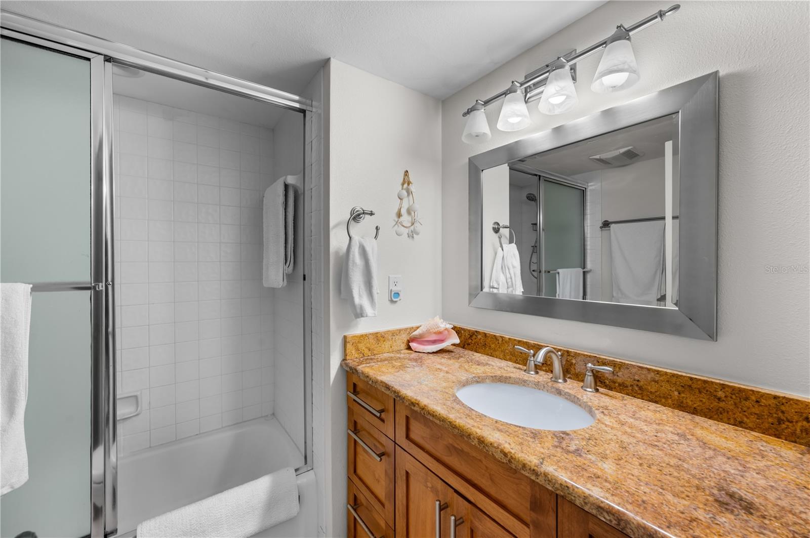 Image 16 of 41 For 3500 Gulf Of Mexico Drive 104