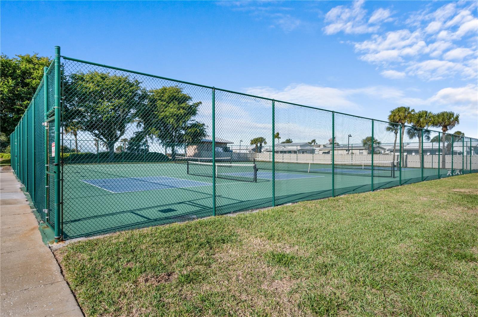 Image 27 of 41 For 3500 Gulf Of Mexico Drive 104