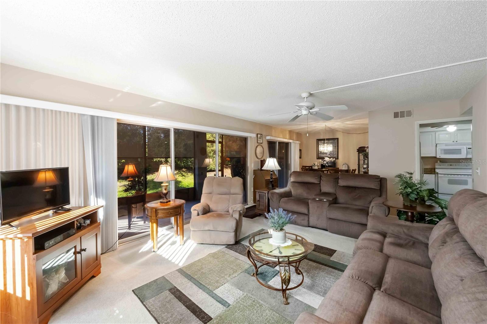 Image 8 of 44 For 2756 Clubhouse Drive 101