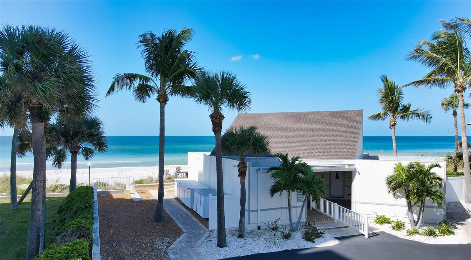 Image 56 of 66 For 576 Sutton Place