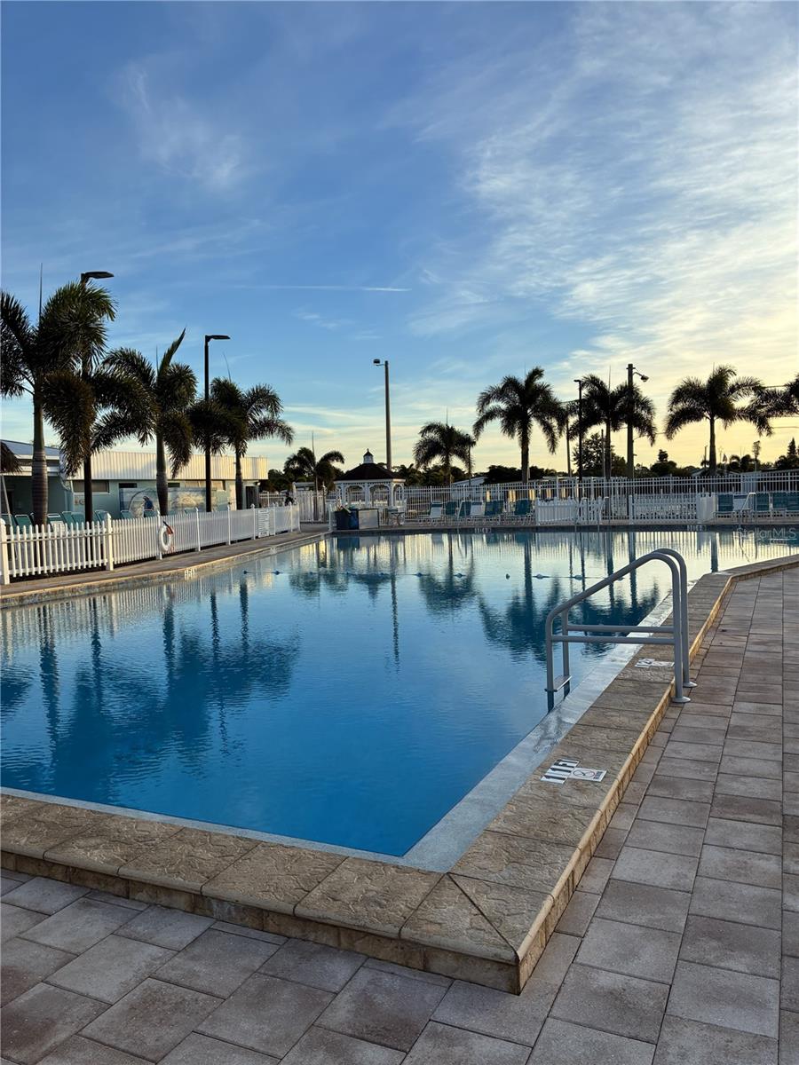 Image 11 of 17 For 4981 Pebble Beach Avenue