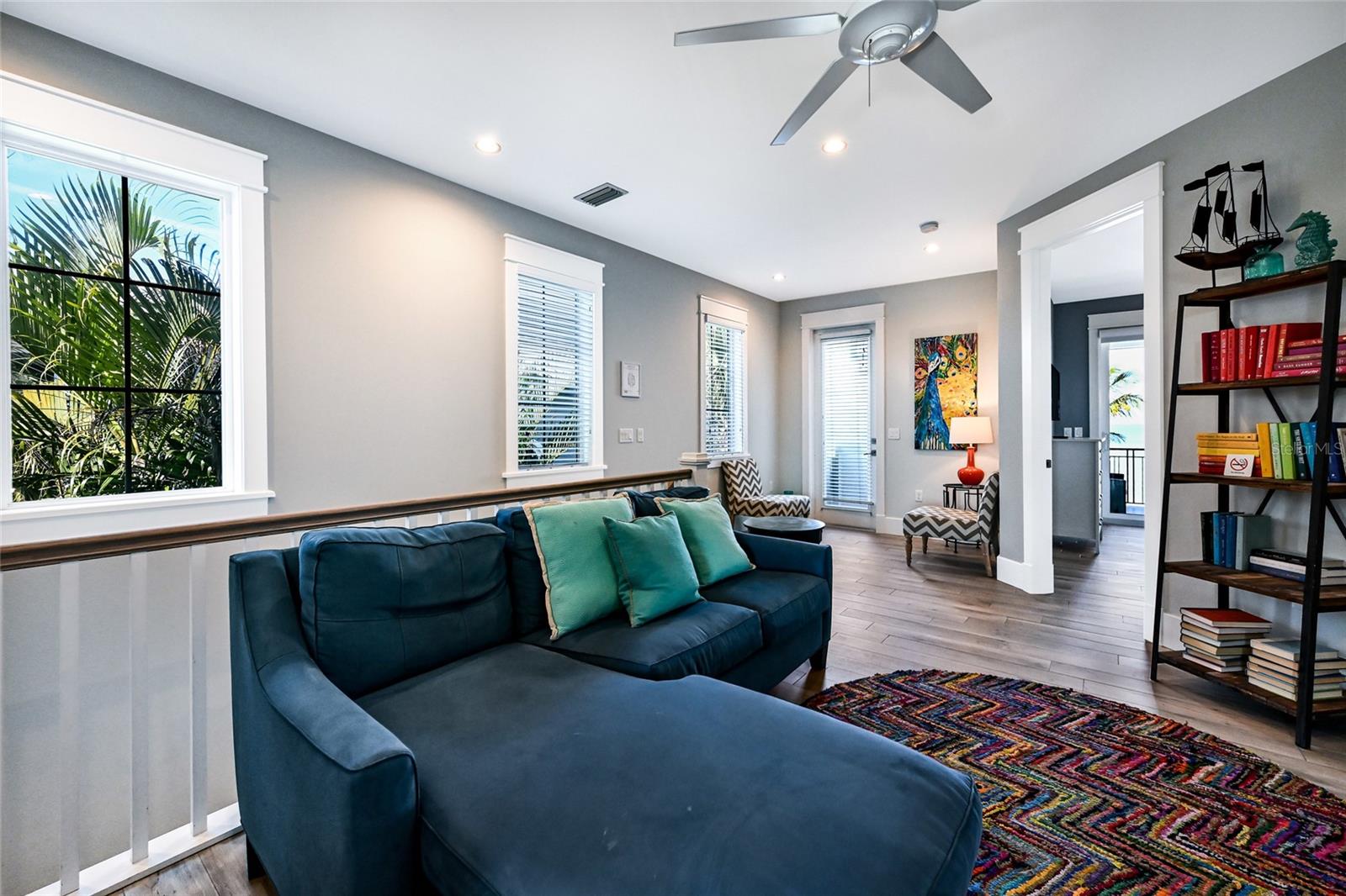 Image 86 of 100 For 832 Bay Boulevard A & B