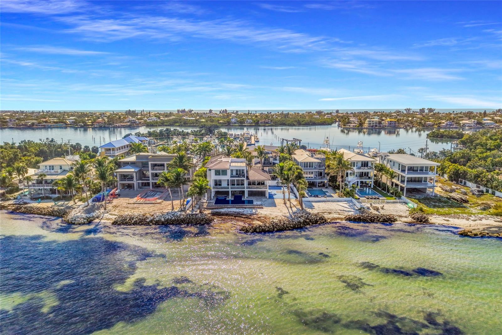 Image 9 of 100 For 832 Bay Boulevard A & B