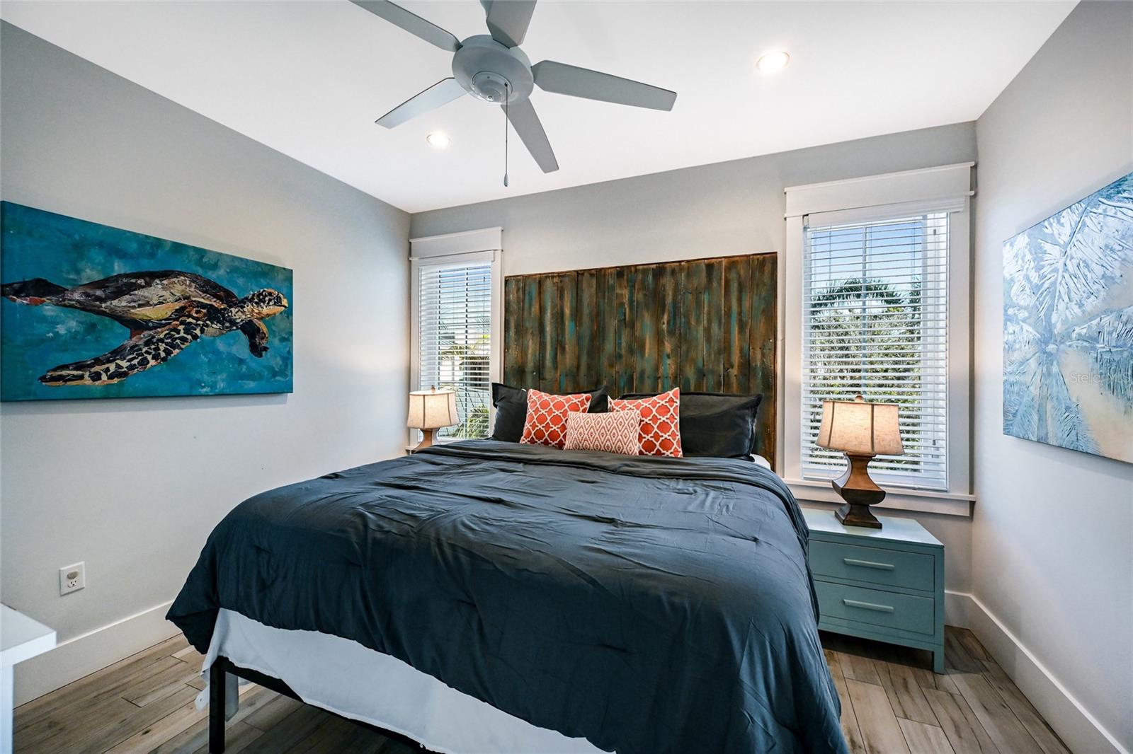 Image 97 of 100 For 832 Bay Boulevard A & B