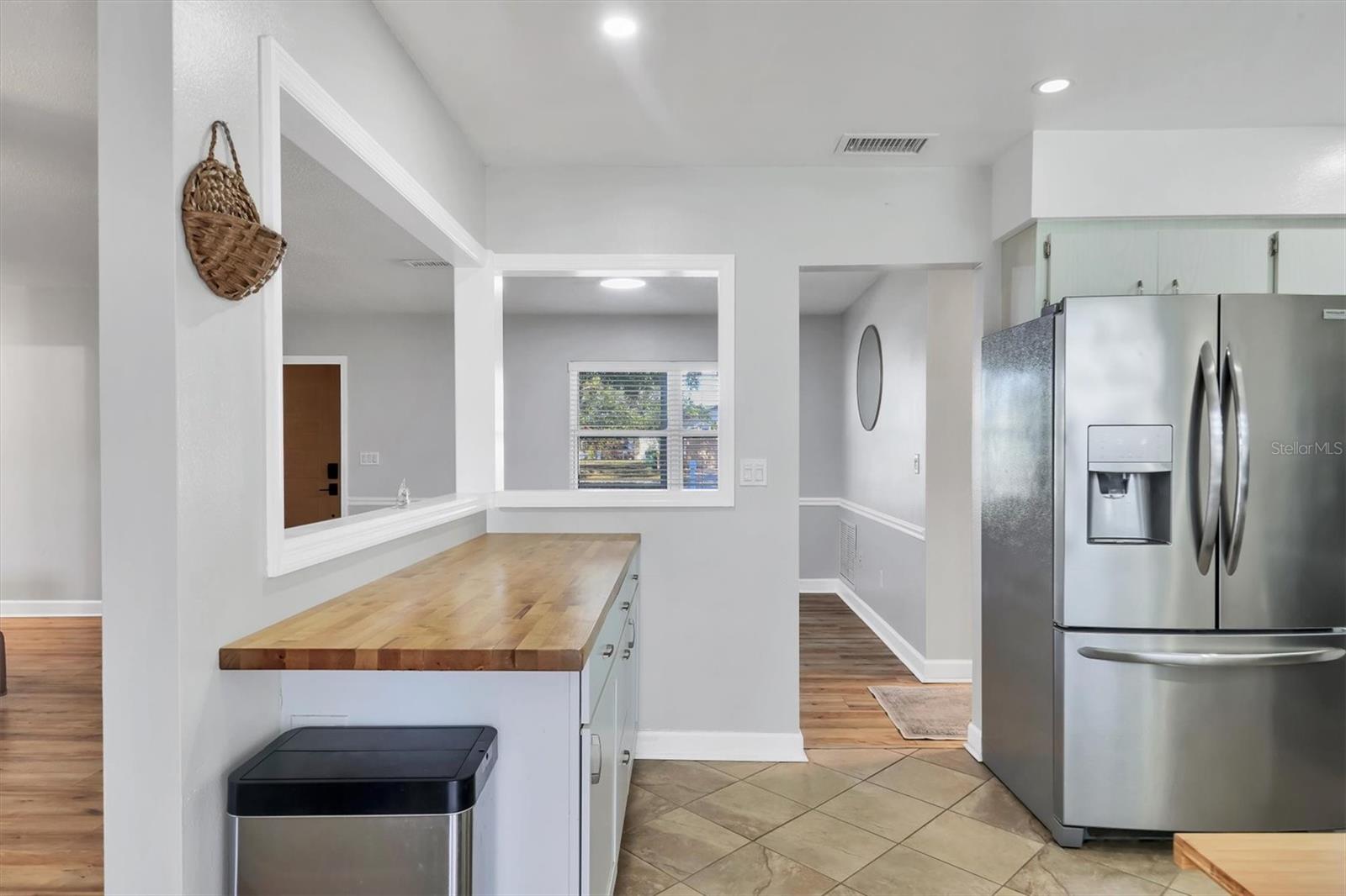 Image 13 of 44 For 2813 21st Avenue W