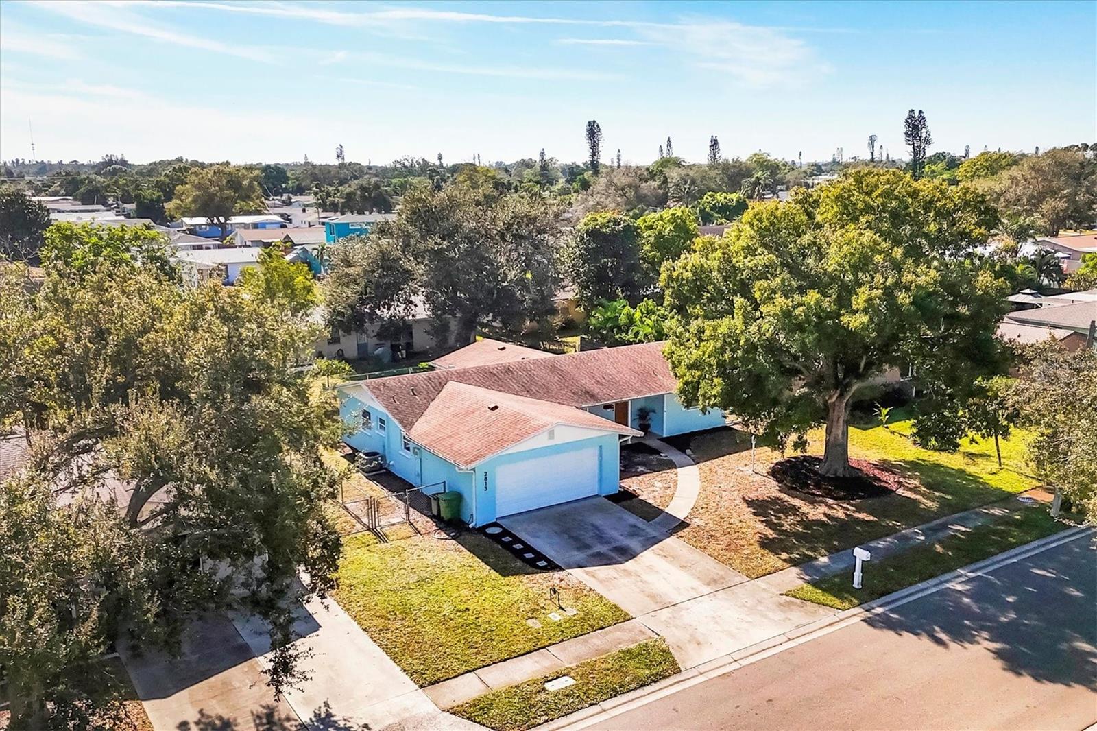 Image 6 of 44 For 2813 21st Avenue W