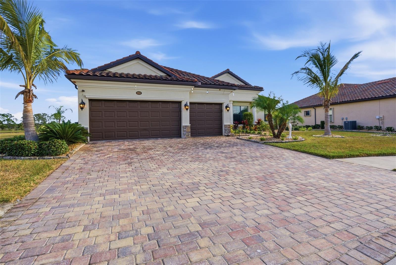 Image 36 of 75 For 20830 Valprato Court