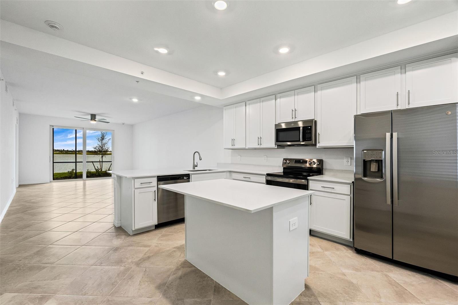 Image 3 of 37 For 19140 Scallop Loop 105