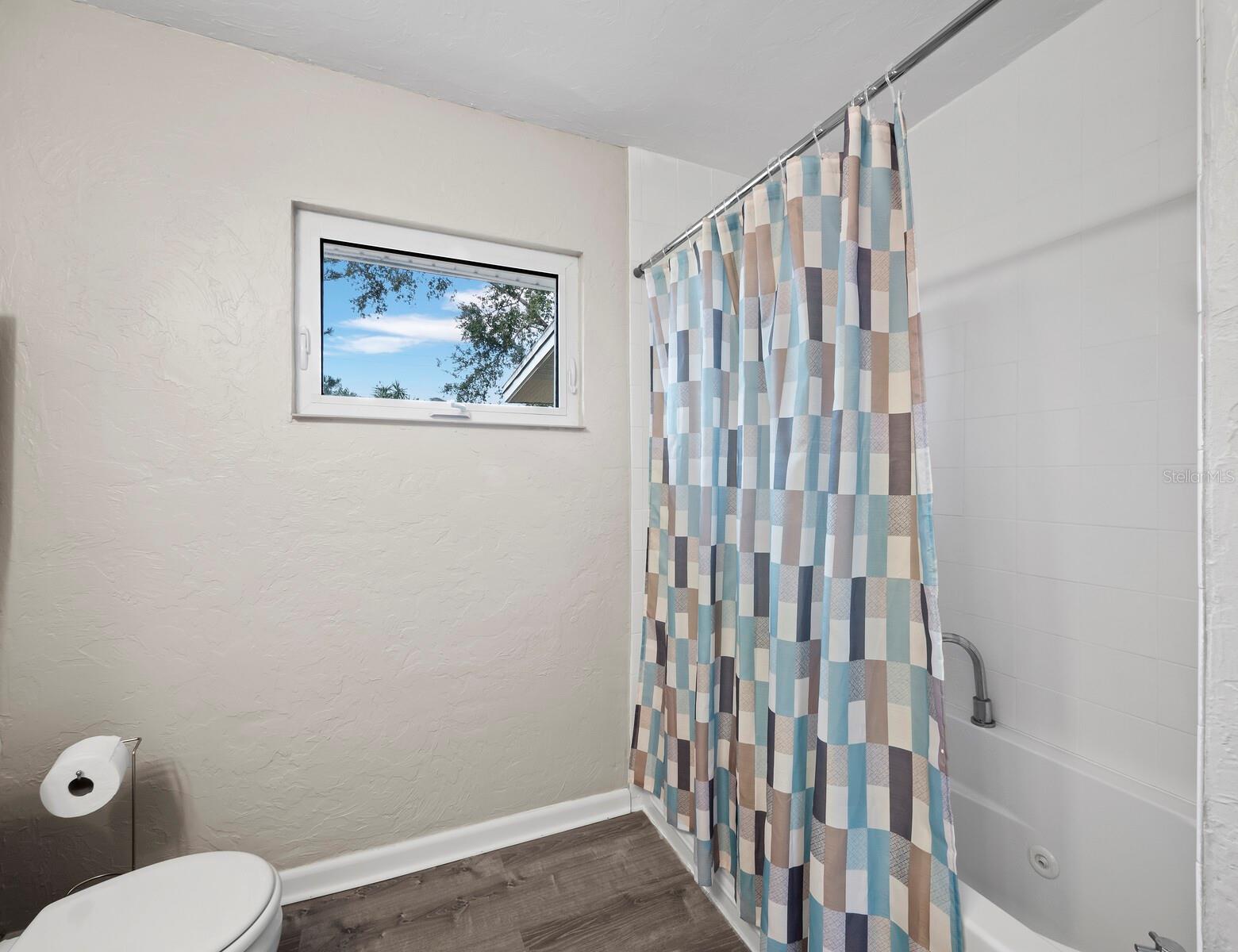 Image 22 of 36 For 2417 Parson Lane