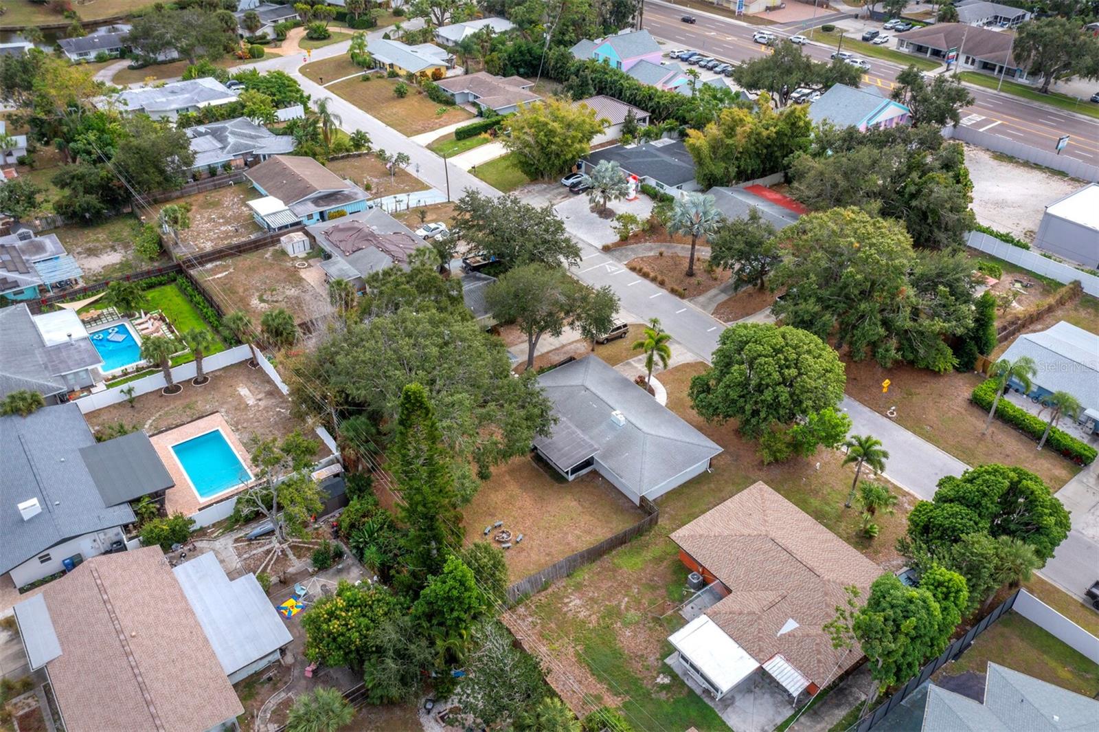 Image 34 of 36 For 2417 Parson Lane