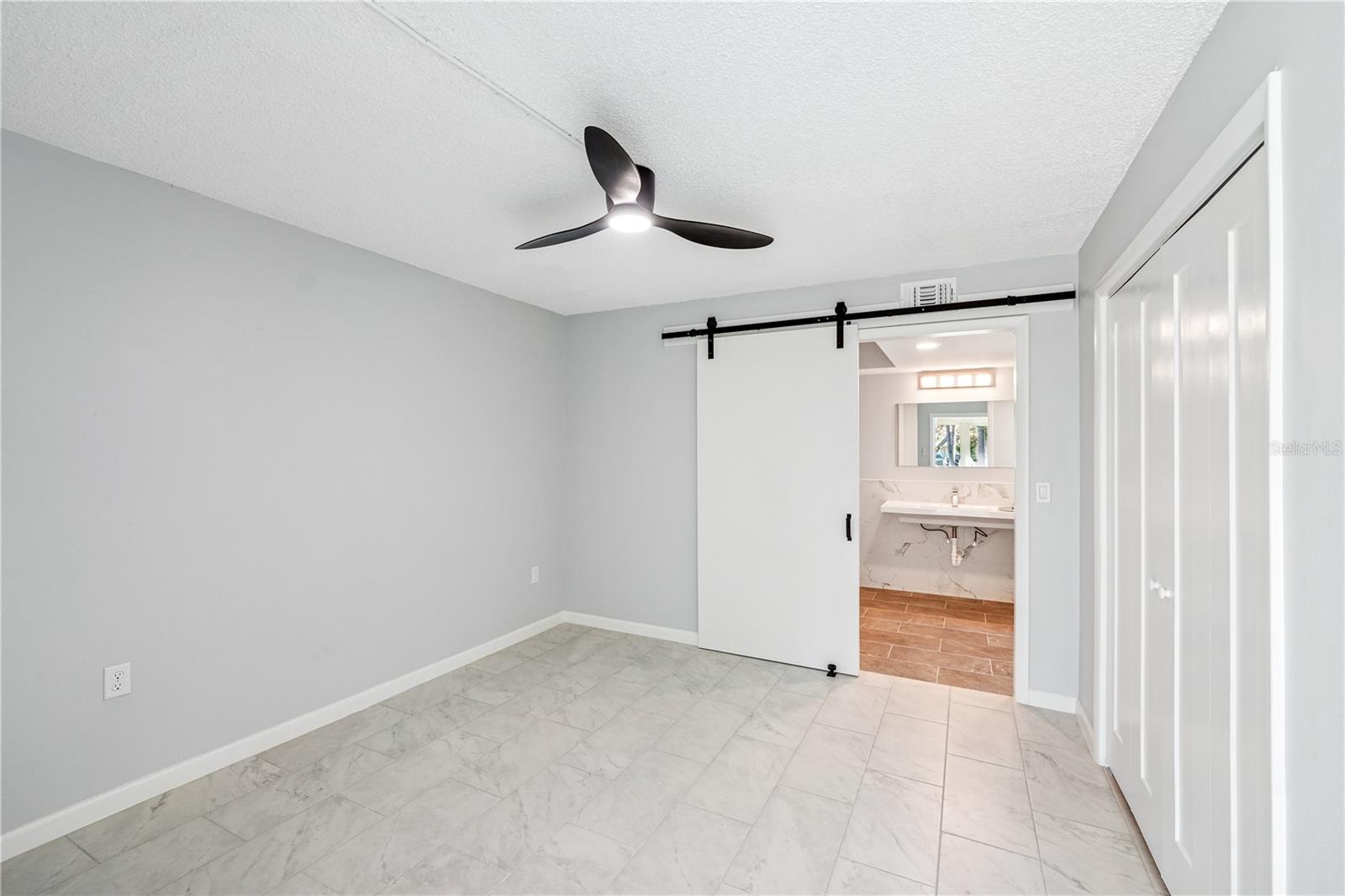 Image 32 of 69 For 6750 Gulf Of Mexico Drive 154