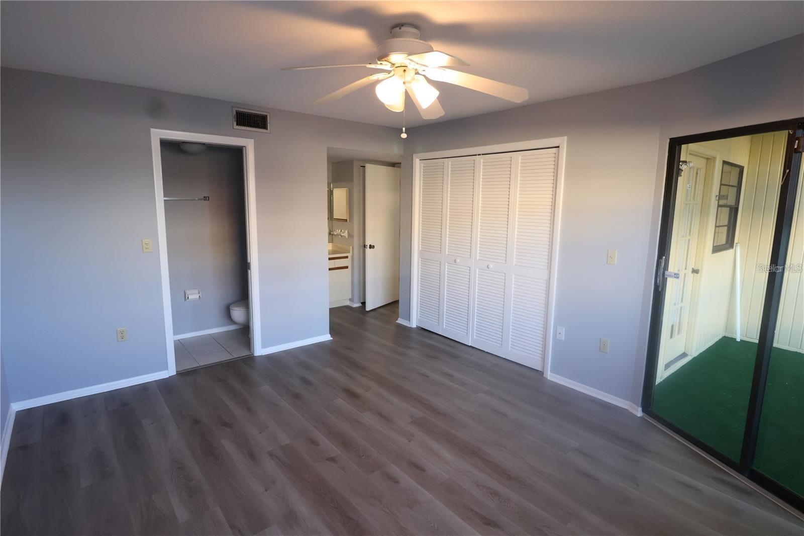 Image 7 of 10 For 2515 Bayshore Gardens Parkway 9