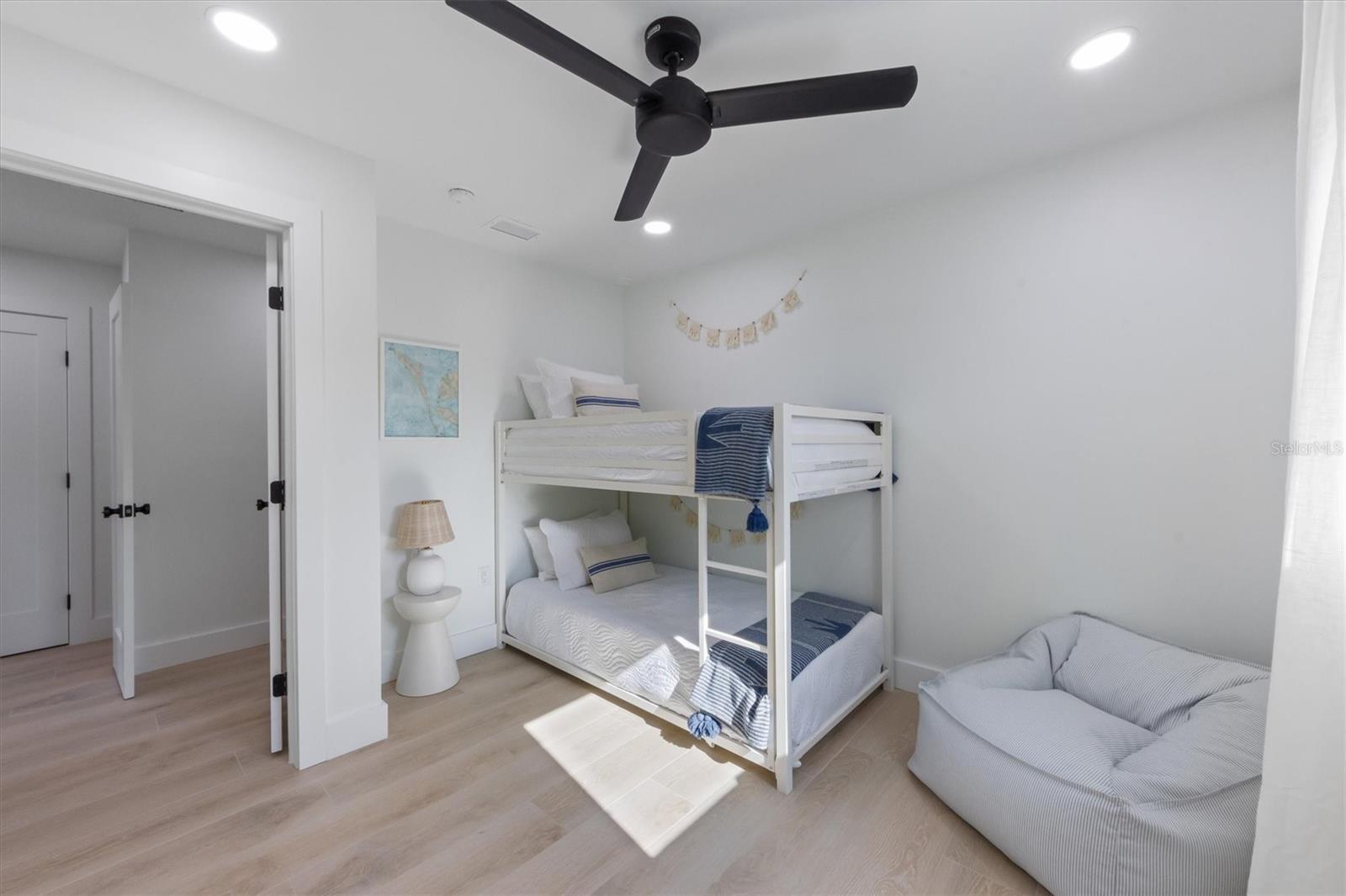 Image 30 of 36 For 414 79th Street