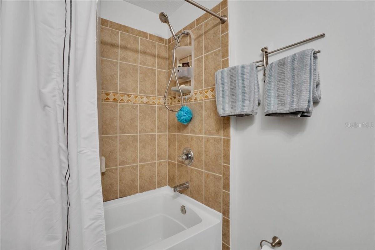 Image 19 of 28 For 9026 White Sage Loop