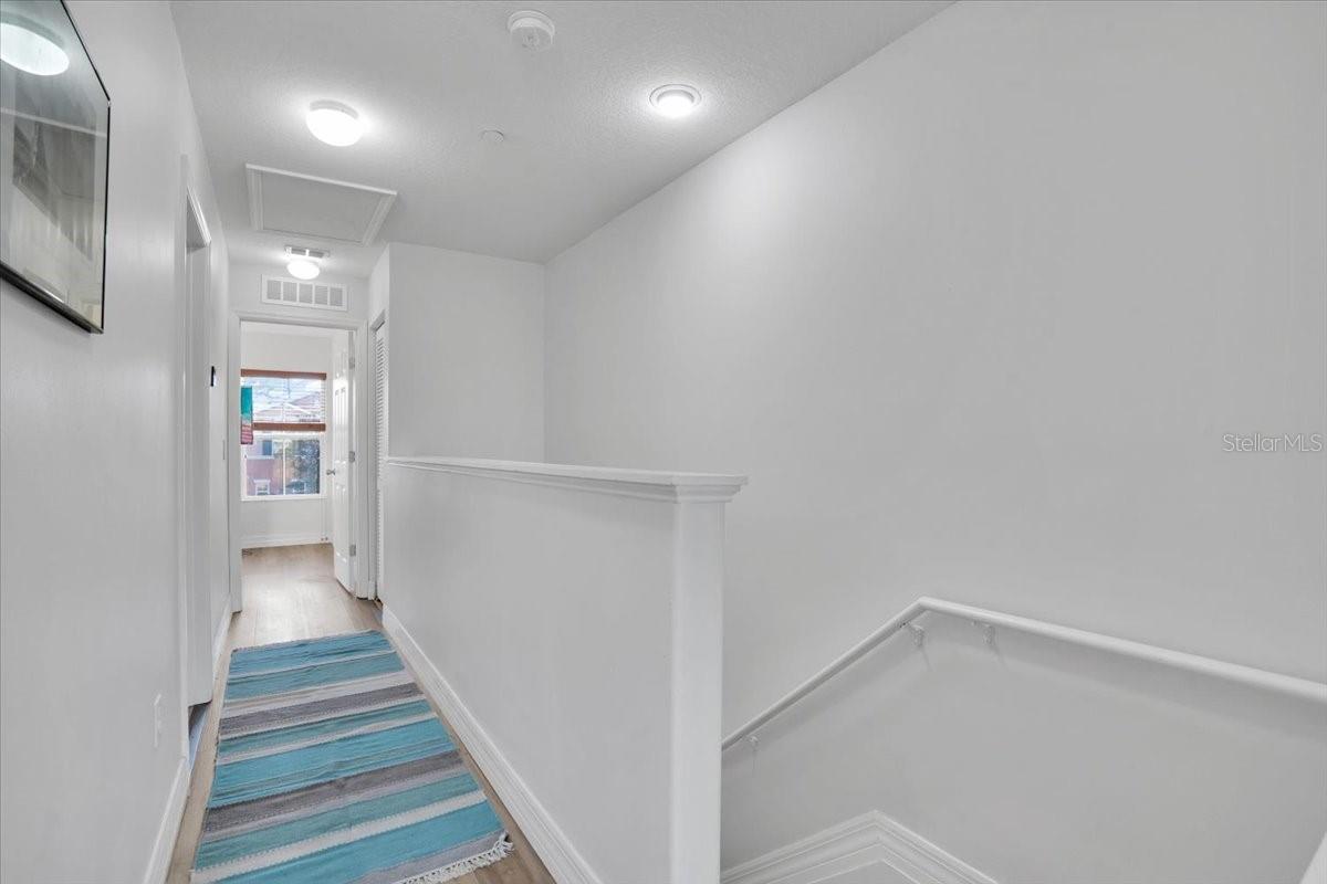 Image 20 of 28 For 9026 White Sage Loop