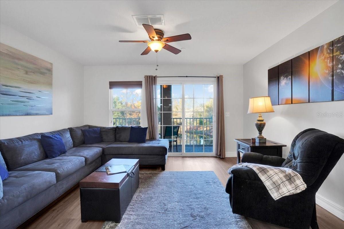 Image 9 of 28 For 9026 White Sage Loop