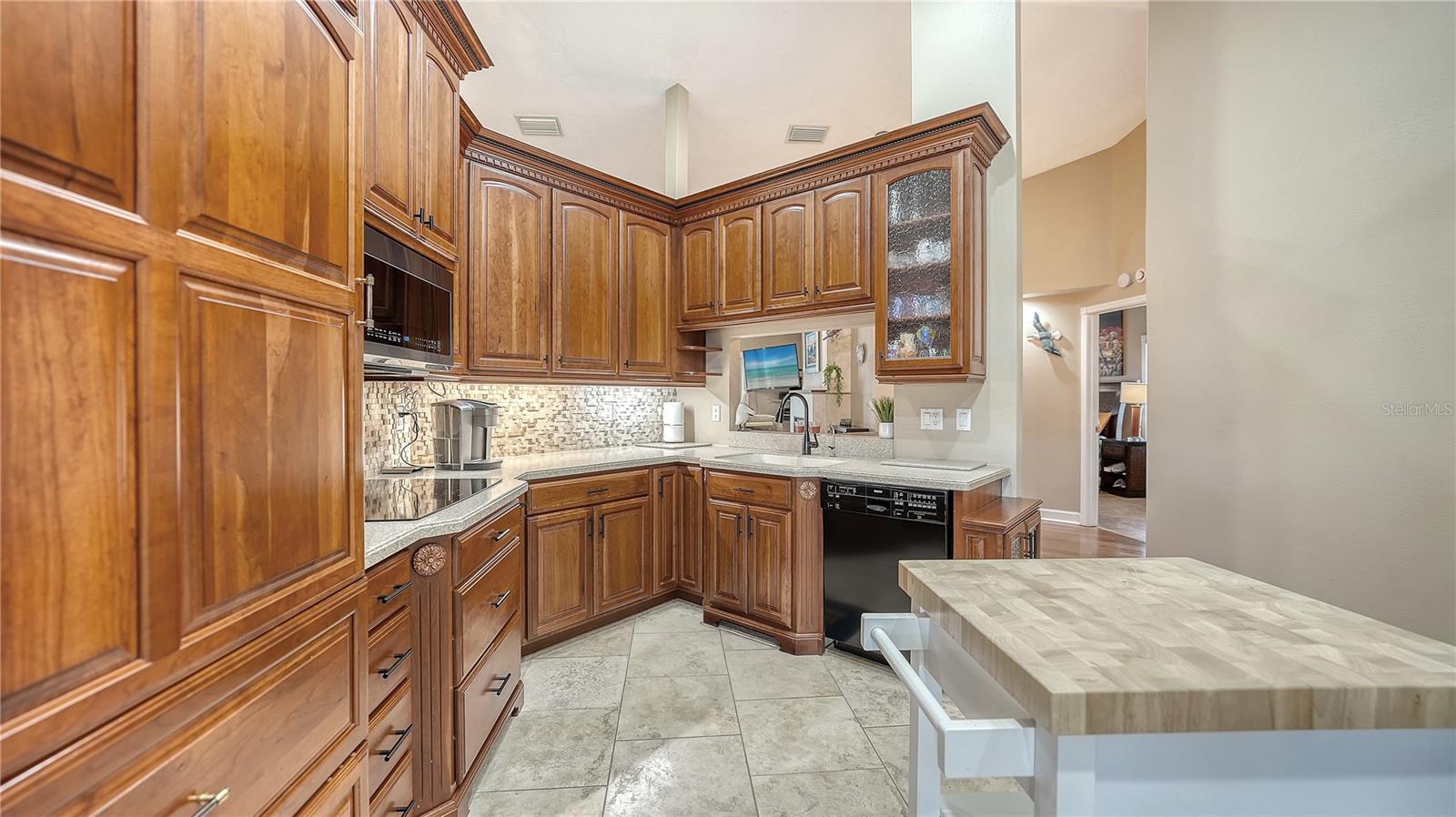 Image 19 of 56 For 5968 Rachele Drive