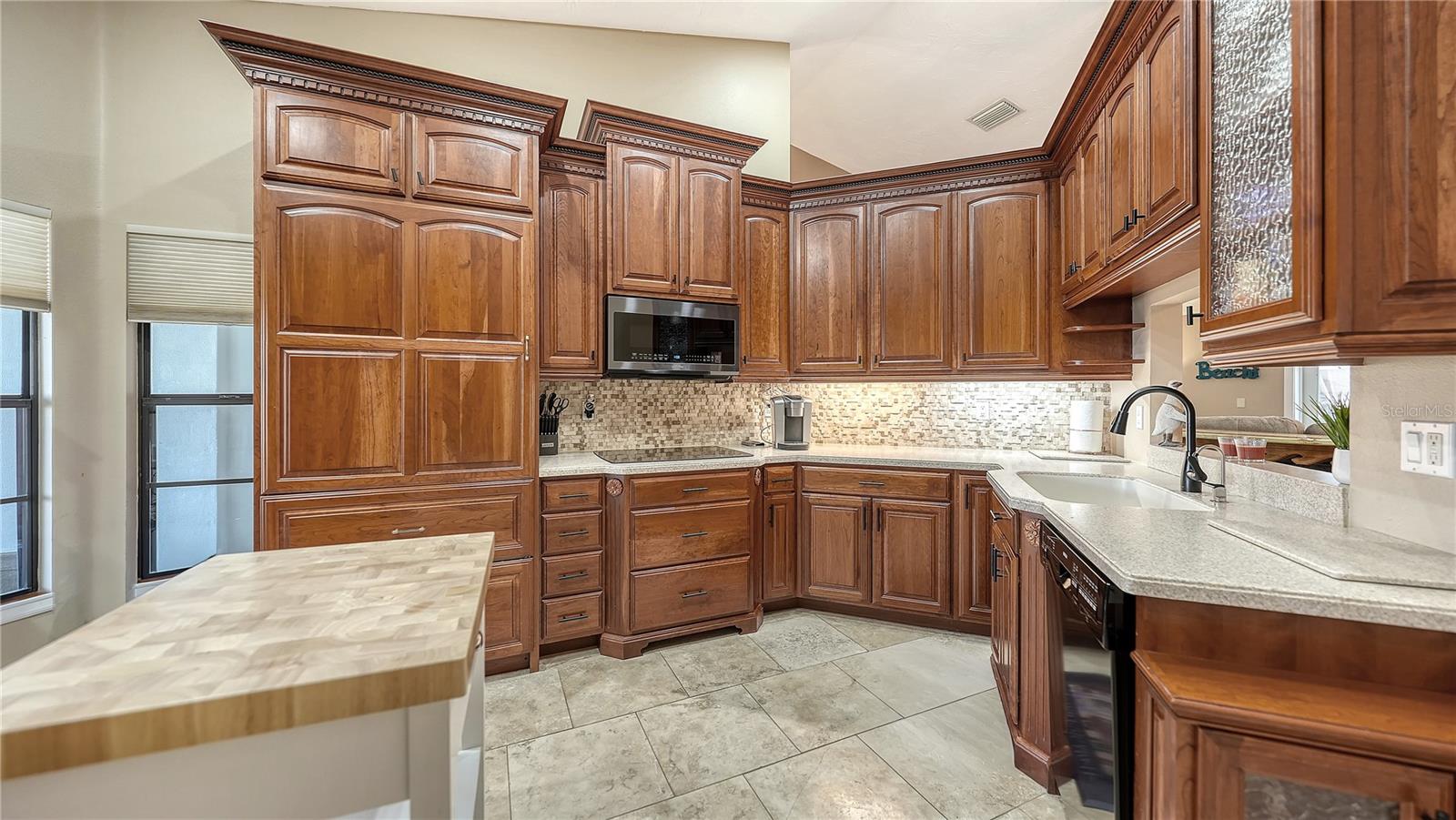 Image 22 of 56 For 5968 Rachele Drive