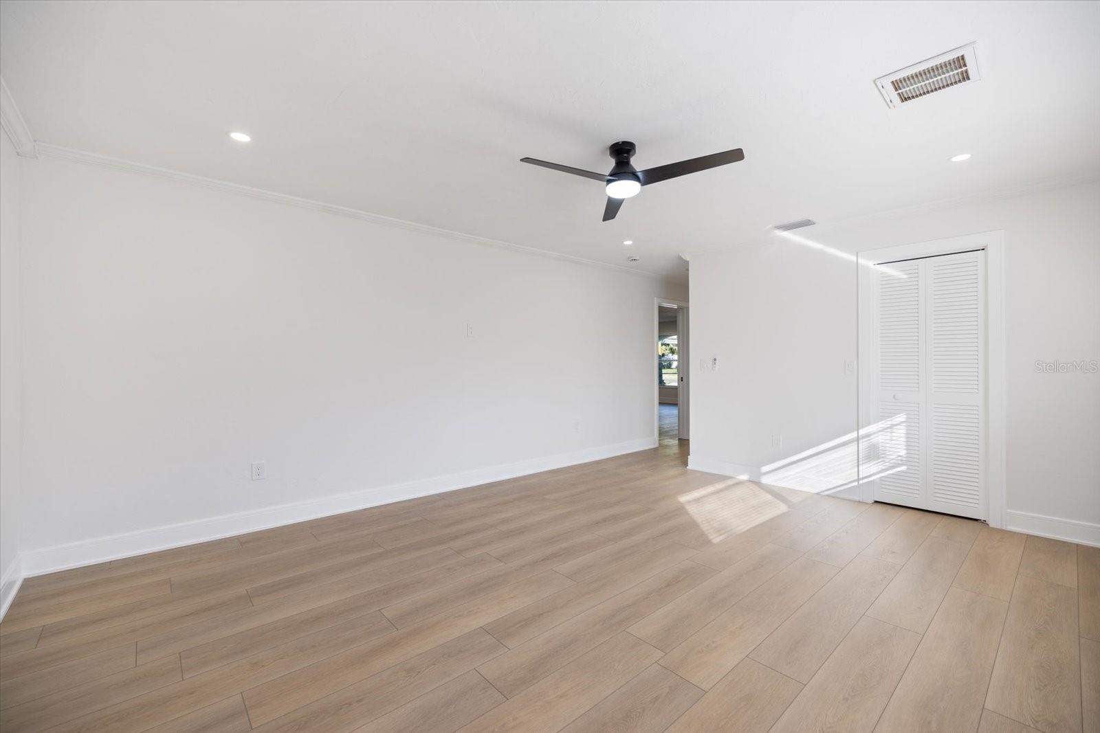 Image 19 of 54 For 328 Monet Drive