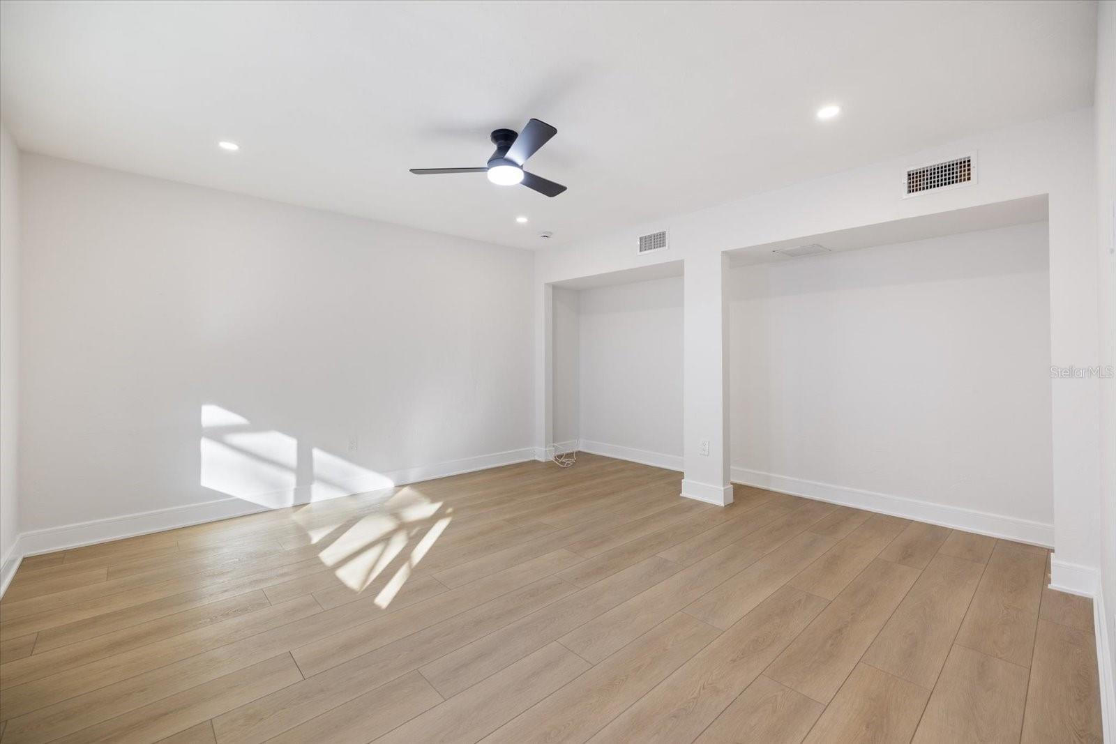 Image 20 of 54 For 328 Monet Drive