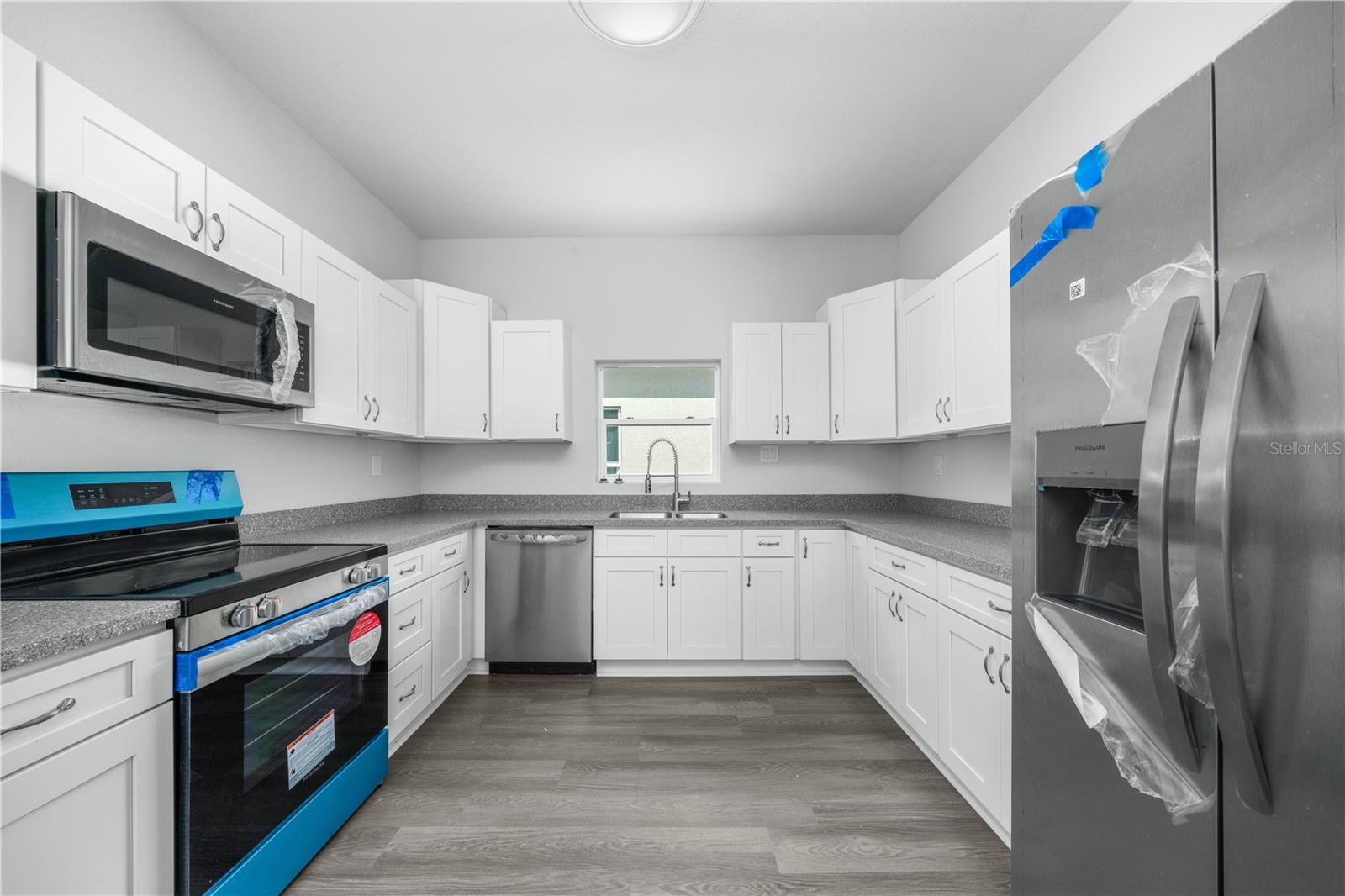 Image 17 of 62 For 1430 Las Villas Boulevard