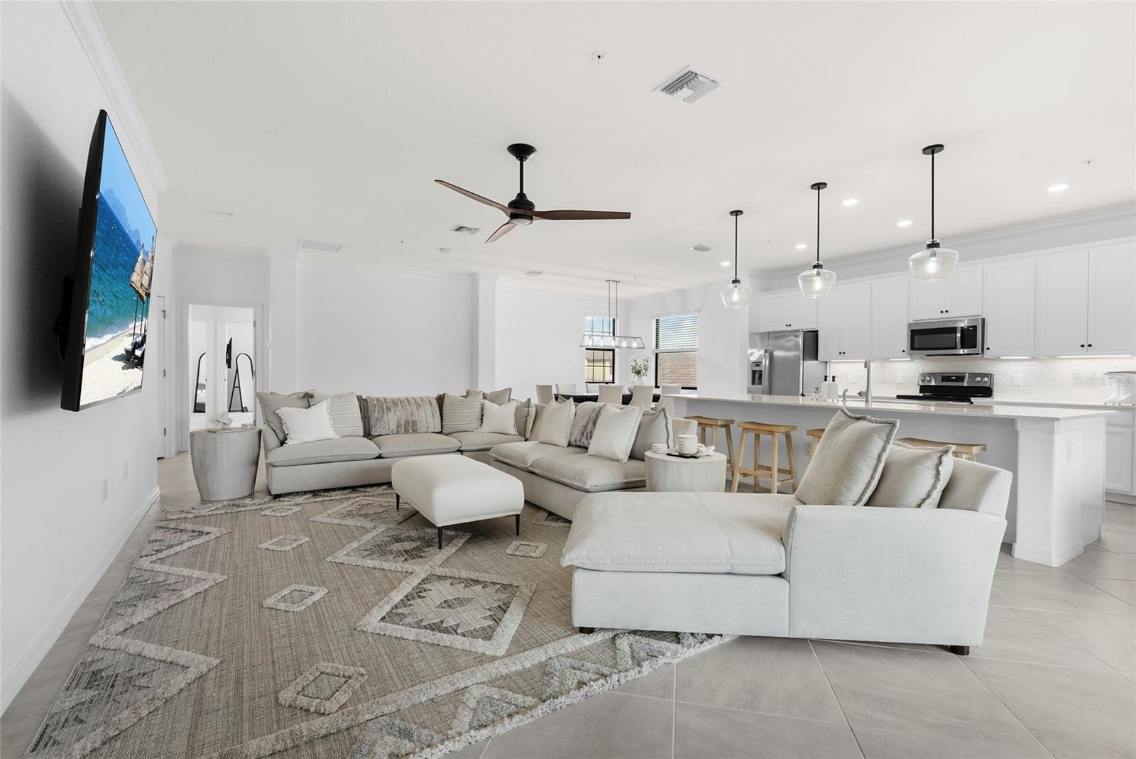 Image 21 of 81 For 12490 Ghiberti Circle 201