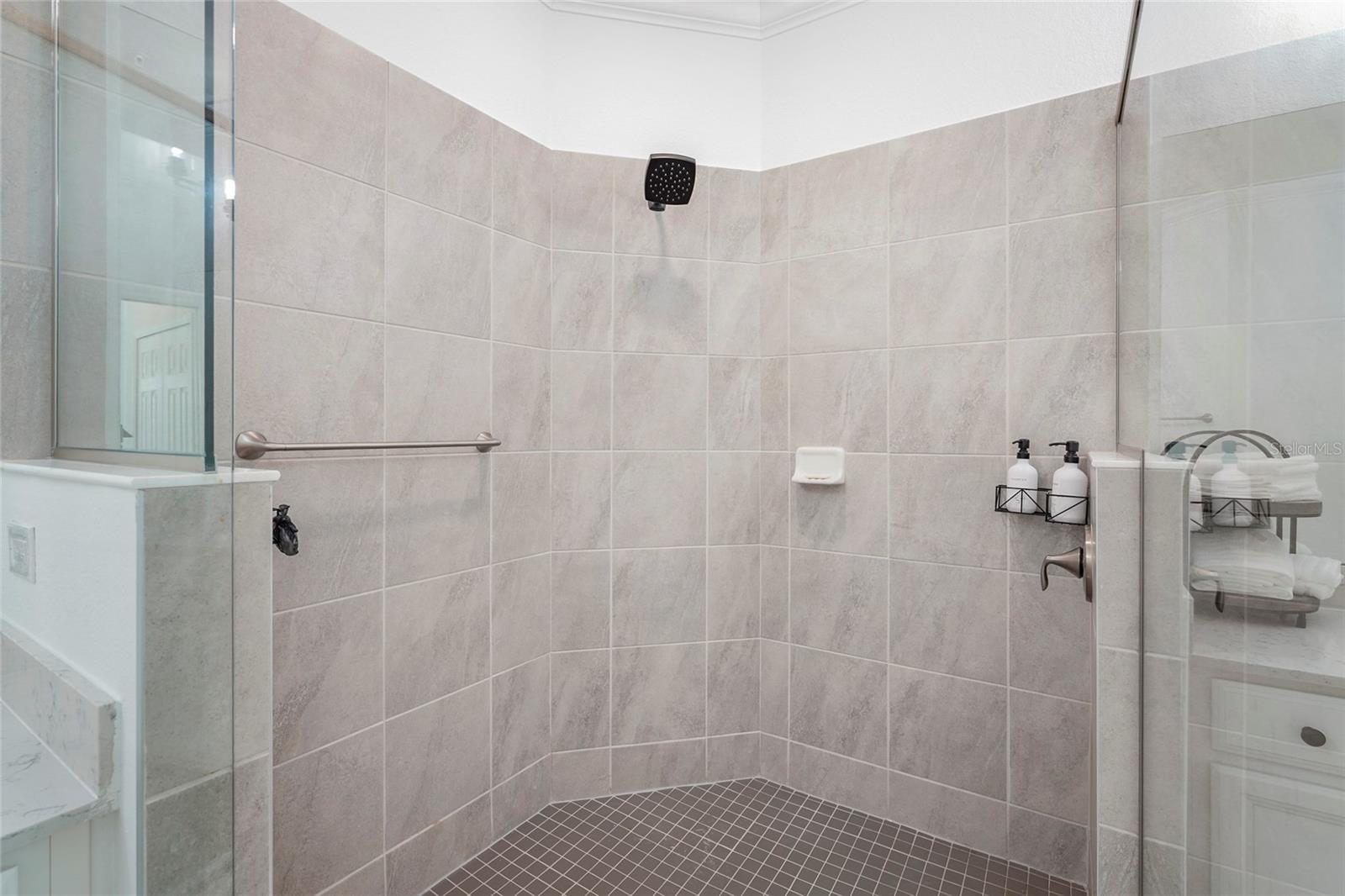 Image 31 of 81 For 12490 Ghiberti Circle 201