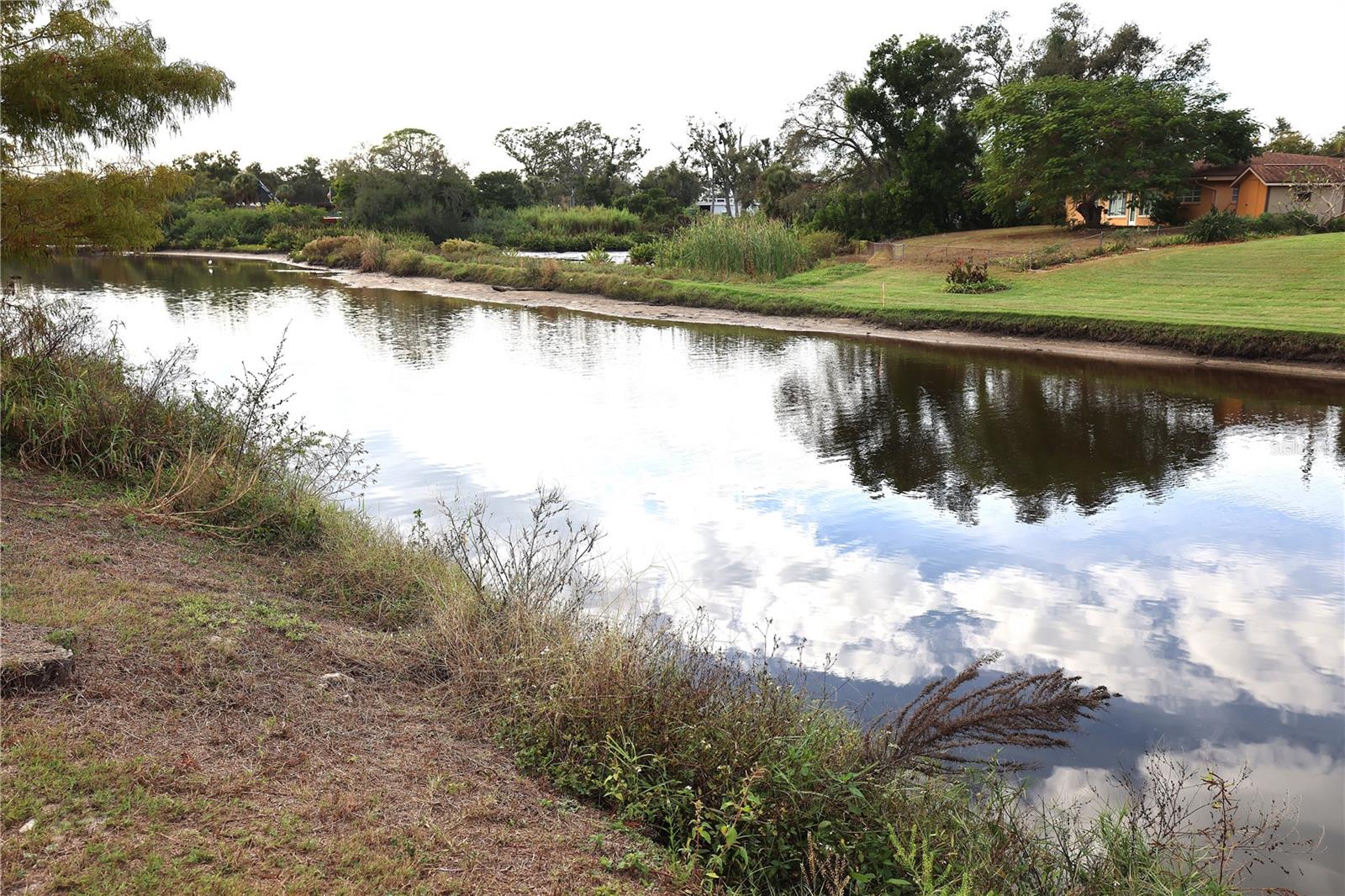 Image 11 of 53 For 3016 Tanglewood Drive