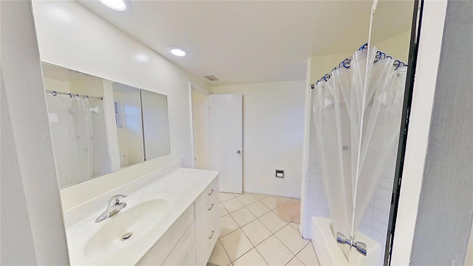 Image 31 of 53 For 3016 Tanglewood Drive