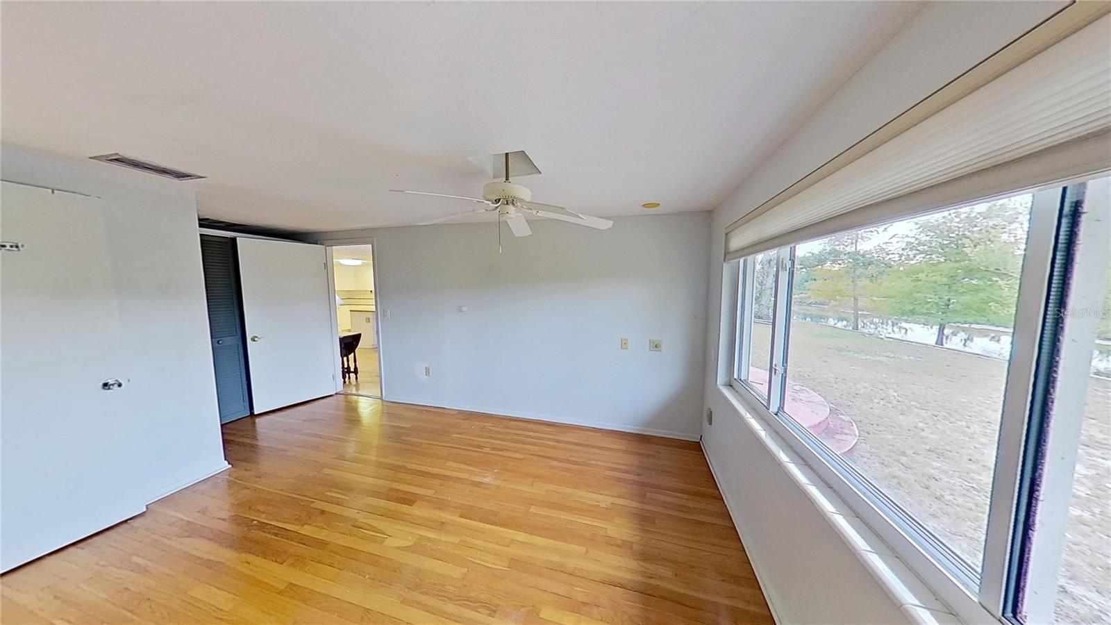 Image 34 of 53 For 3016 Tanglewood Drive