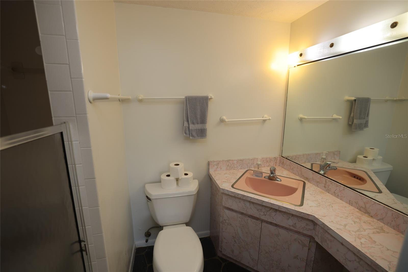 Image 46 of 53 For 3016 Tanglewood Drive