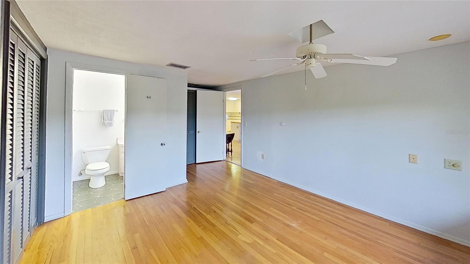 Image 47 of 53 For 3016 Tanglewood Drive