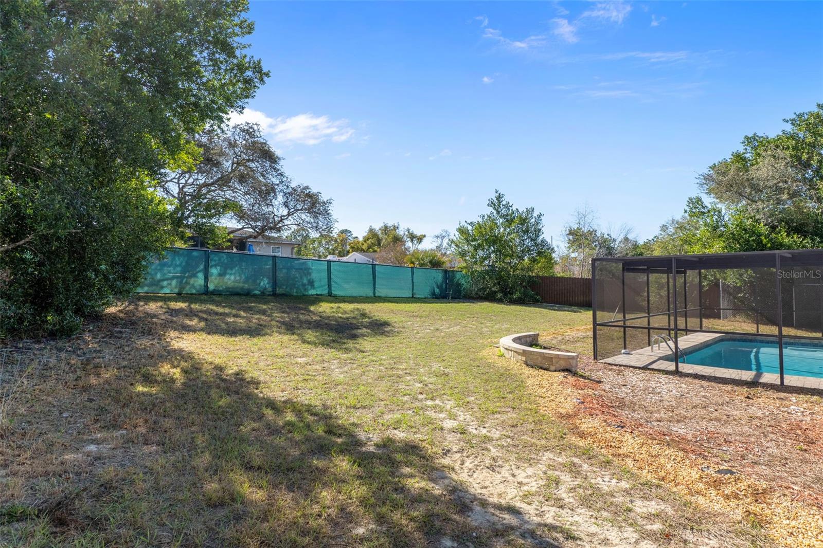 Listing photo id 31 for 12484 Curry Drive