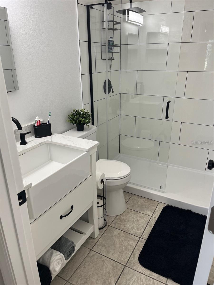 Image 16 of 23 For 9810 Dorado Avenue 9810