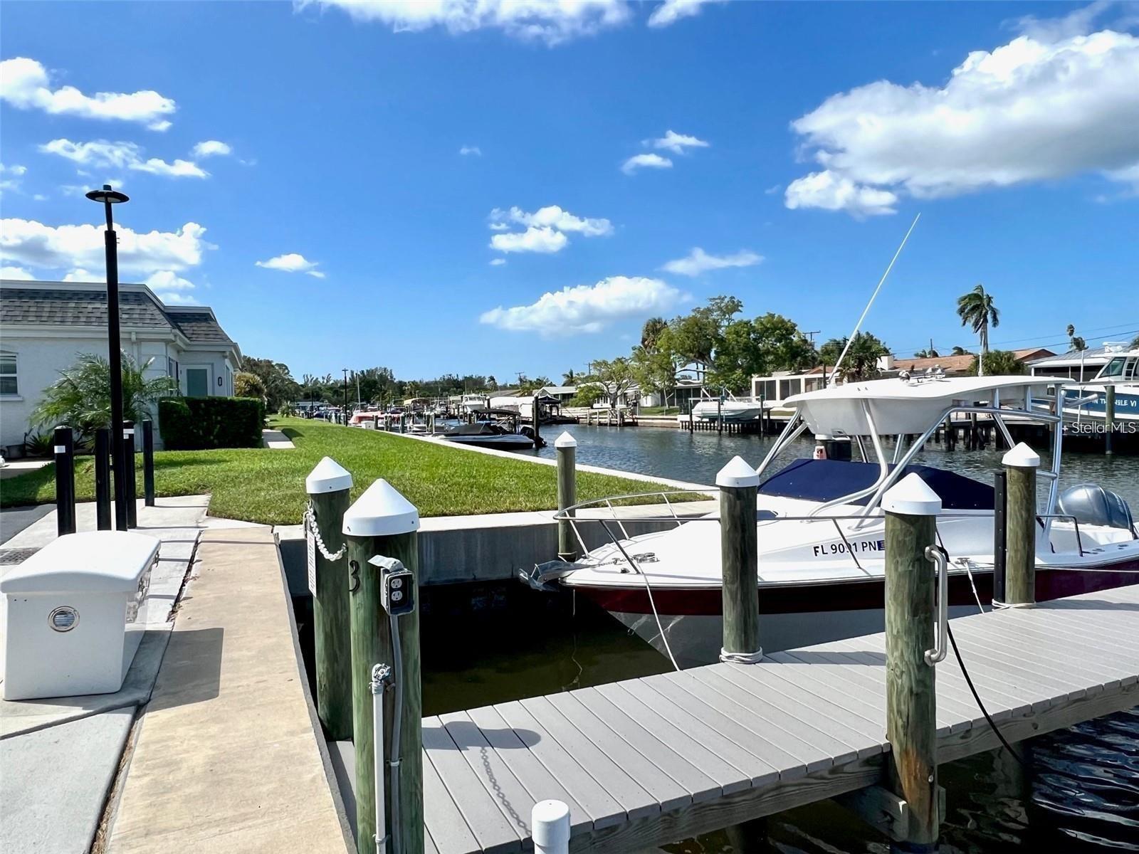 Image 19 of 23 For 9810 Dorado Avenue 9810