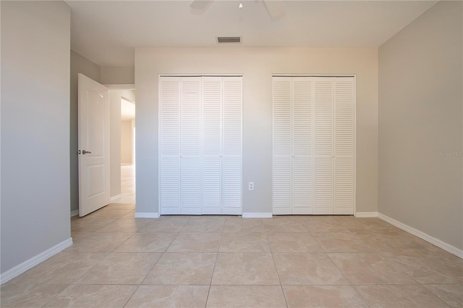 Image 42 of 69 For 9590 Knightsbridge Circle