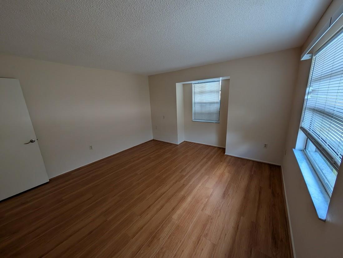 Image 18 of 48 For 1413 Strada D Argento