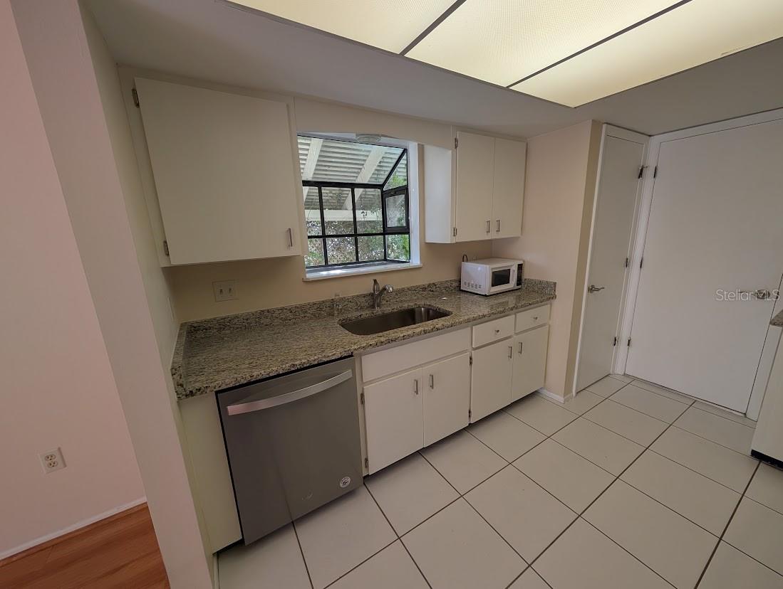 Image 7 of 48 For 1413 Strada D Argento