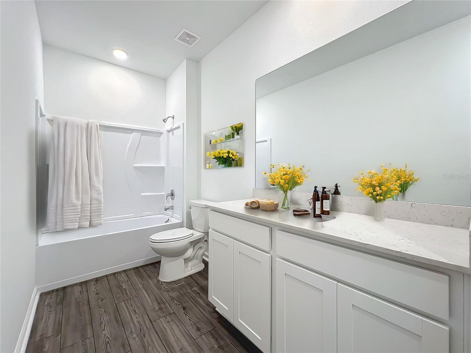 Image 19 of 83 For 4726 83rd Loop