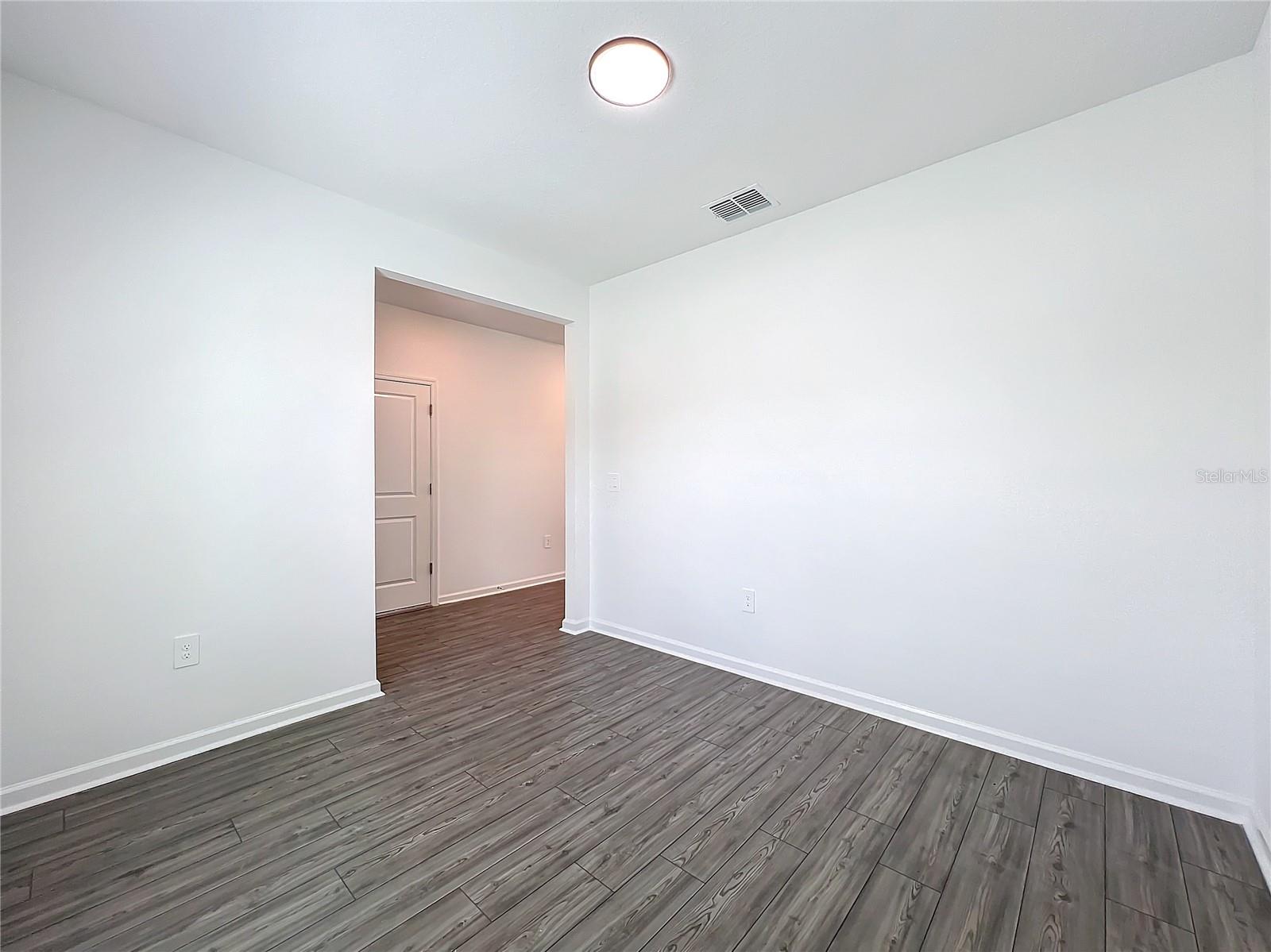 Image 25 of 83 For 4726 83rd Loop