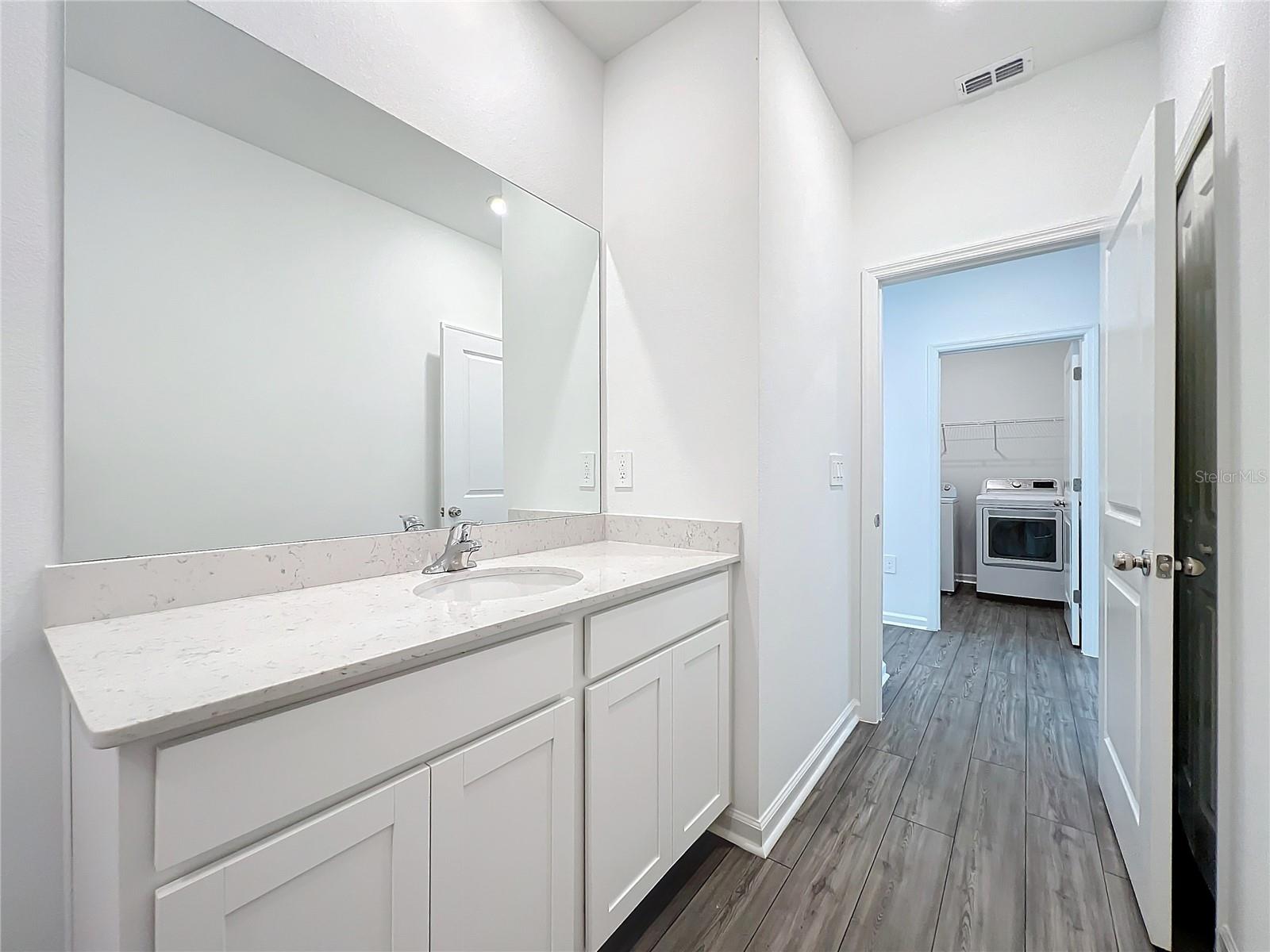 Image 31 of 83 For 4726 83rd Loop