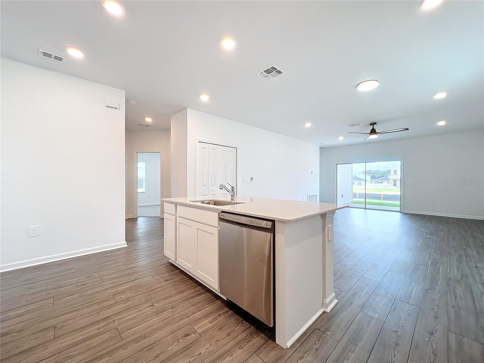 Image 36 of 83 For 4726 83rd Loop