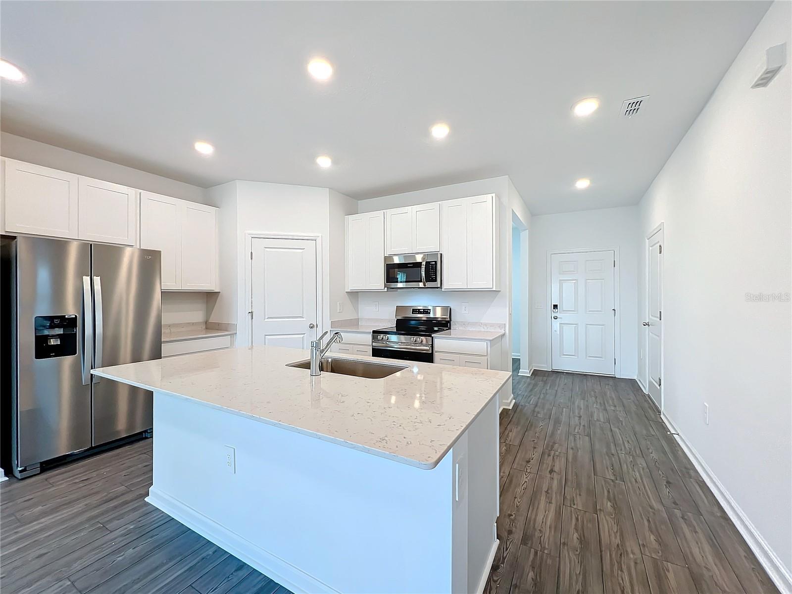 Image 37 of 83 For 4726 83rd Loop